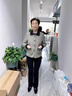 俞兆林（YUZHAOLIN）媽媽秋裝50歲60洋氣高貴短外套2025新款中老年人女裝休閑薄款上衣 高級(jí)灰 L  （建議85-100斤） 曬單實(shí)拍圖
