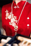 泰勒馬丁敬酒服新娘結(jié)婚新中式2025新款訂婚晨袍禮服復(fù)古風(fēng)紅色改良旗袍 F2430（送腰帶+項鏈） XL 曬單實拍圖