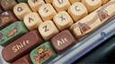 羅技（Logitech）ALTO KEYS K98M/K98S客制化機(jī)械鍵盤 無(wú)線藍(lán)牙鍵盤雙模mac ipad鍵盤98鍵游戲辦公家用鍵盤AI熱插拔 K98M星暮紫+卡皮巴拉鍵帽 曬單實(shí)拍圖