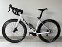 崔克（TREK）公路車 MADONE SL 5 碳纖維氣動競賽級24速公路自行車直郵到家 亮面水晶白色/啞光深煙灰色 M（建議身高166-177CM） 曬單實拍圖