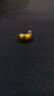 老鋪黃金古法手工足金耳飾 · 錘紋經(jīng)典款耳環(huán)（寬邊款） 一對(duì)重約5.6g（含膠墊） 曬單實(shí)拍圖