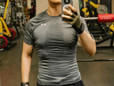 安德瑪（UNDERARMOUR）HeatGear Armour男子透氣訓(xùn)練運(yùn)動(dòng)短袖緊身衣1361518 黑色001 L 曬單實(shí)拍圖