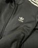 三葉草（Adidas）經(jīng)典款 三條紋刺繡logo休閑 翻領(lǐng) 短款 夾克 外套 女 JI7536 M 曬單實拍圖