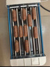 虹魅FRUMP烤腸機家用小型迷你多功能全自動(dòng)流動(dòng)燒烤爐戶(hù)外烤串機臺式熱狗香腸機烤肉盤(pán)宿舍家庭三合一白 6管【烤腸架+接油盤(pán)+烤盤(pán)+烤網(wǎng)】 曬單實(shí)拍圖