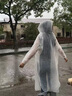 麥?zhǔn)嫣乇銛y式一次性雨衣成人戶外加厚卡片雨衣口袋壓縮旅行裝備登山騎車 混色3個(gè)裝【加大加厚獨(dú)立包裝】 均碼 1件 曬單實(shí)拍圖