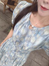羅蒙（ROMON）年輕女裝v領(lǐng)裙子2025年新款今年流行爆款夏日漂亮收腰碎花連衣裙 油畫藍(lán) M 曬單實(shí)拍圖