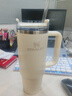 STANLEY巨無霸吸管杯水杯杯子大容量不銹鋼保溫杯辦公車載887ML-米白色 曬單實拍圖