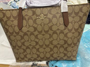 蔻馳（COACH）【官方授權(quán)店】奢侈品女包ZIP30系列托特包單肩手提包送女友禮物 4455IME74卡其棕色配色 曬單實(shí)拍圖