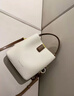 ANYSMIC包包女包奢侈品2026新款輕奢真皮斜挎水桶包手提夏季高級感百搭單 奶昔白 曬單實(shí)拍圖