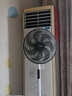 美的（Midea）電風(fēng)扇 家用落地扇7葉遙控扇立式轉頁(yè)扇臥室搖頭節能空氣循環(huán)通風(fēng)大風(fēng)量宿舍 7葉黑白色遙控款SAH35BJD 【家用落地扇】 曬單實(shí)拍圖