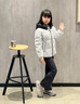 波司登（BOSIDENG）25年冬季新款男女童短款抗菌時尚連帽運(yùn)動羽絨服T250246911DS 淺沙灰8C36 130 /64 約 115-130cm 26kg 曬單實拍圖