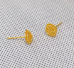 中國黃金（CHINA GOLD）黃金耳釘女足金拉絲小方糖耳釘七夕情人節(jié)禮物送女友老婆 足金直針耳釘約2.2g*玫瑰禮盒 曬單實拍圖