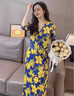 蔻伊婭（Kouyiya）品牌女裝新品復(fù)古碎花連衣裙女裝2025夏季收腰氣質(zhì)V領(lǐng)開叉長(zhǎng)裙女 深藍(lán)底黃花 S 曬單實(shí)拍圖