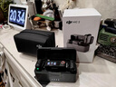 大疆 DJI Mic 2（一拖二，含充電盒）專業(yè)音質(zhì)無線麥克風(fēng)Vlog直播降噪收音麥紐扣式領(lǐng)夾麥 曬單實拍圖