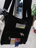 戰舵男士斜挎包手提單肩工具包ins潮酷日系圣誕帆布包女ins森系百搭 黑色-字母飄帶 曬單實(shí)拍圖