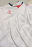 KELME /卡爾美定制足球服男套裝比賽透氣短袖V領(lǐng)組隊(duì)服印字印號(hào)球衣 白紅 XL 曬單實(shí)拍圖