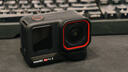 影石（Insta360）Ace Pro 2 8k 運(yùn)動(dòng)相機(jī) 旗艦影像AI智能高清防抖防水摩托車行車記錄儀騎行潛水Vlog視頻 instax360 街拍套餐 雙電池版+128G內(nèi)存卡 曬單實(shí)拍圖