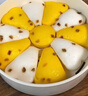 三全【39元任選5件】紅糖發(fā)糕糍粑小籠包油炸小吃八寶飯?jiān)绮退賰霭?雙色(原味/南瓜)發(fā)糕300g 曬單實(shí)拍圖