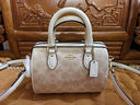 蔻馳（COACH）【官方授權(quán)店】女士手提單肩斜挎包波士頓包PVC配皮送女友禮物 CW329IMXDM淺卡其色 曬單實拍圖