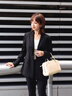 Laurèl【綿羊毛】25秋新款立裁修身收腰西裝女LWD363T00700 經(jīng)典黑 XS 曬單實拍圖