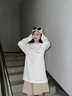 名創(chuàng)優(yōu)品（MINISO）男士長袖t恤夏季小眾ins風仿刺繡白色男裝純棉設計感寬松上衣服男 白色(m甜蜜編織胸標) L /175(30天質(zhì)量問題全額退) 曬單實拍圖