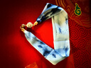 炙夏新款珍珠磁扣長(zhǎng)條項(xiàng)鏈小絲巾女簡(jiǎn)約夏季裝飾領(lǐng)巾春秋復(fù)古百搭圍巾 藍(lán)色山水(H 珍珠)項(xiàng)鏈絲巾 曬單實(shí)拍圖