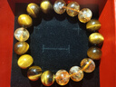 中國(guó)黃金（CHINA GOLD）黃塔晶黃虎眼石手串男女同款招財(cái)手鏈七夕情人節(jié)禮物送女朋友老婆 【送男友】12mm財(cái)耀虎韻手串-中金禮盒 曬單實(shí)拍圖