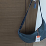 Bellroy澳洲 Laneway Crescent Bag 12L城市牛角HOBO包斜挎電腦包 牛仔藍 曬單實(shí)拍圖