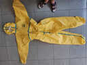實(shí)驗(yàn)室專用防護(hù)服一條式全身防護(hù)耐酸堿裝修噴漆打農(nóng)藥防工業(yè)粉塵 防護(hù)服+護(hù)目鏡+手套 L 曬單實(shí)拍圖