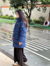 波司登（BOSIDENG）25年新款男女兒童長款5A抗菌4防面料蓬松連帽羽絨服T250246916DS 深菘藍(lán)5181 160 /80 曬單實(shí)拍圖