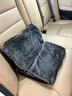 DBLBVAlcantara翻毛皮奧迪專(zhuān)用刺繡汽車(chē)抱枕被子兩用車(chē)載腰靠打開(kāi)毯子 奧迪黑色（打開(kāi)毯子） 黑色 1個(gè) 曬單實(shí)拍圖