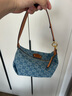CASSILE卡思樂(lè )女包單肩包女2025牛仔布刺繡通勤輕奢腋下包生日情人節禮物 海藍配蜜蠟（大號） 曬單實(shí)拍圖