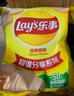 樂事樂事（Lay's） 樂事薯片135g*6袋袋裝大包裝休閑零食小吃 【135g*6袋】小龍蝦味 曬單實拍圖