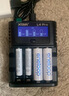 XTARXTAR愛(ài)克斯達 L4Pro1.5v鋰電池1.2v鎳氫5號7號話(huà)筒密碼鎖電池充電器通用多功能修復激活容量檢測 L4 Pro充電器（不含電池） 曬單實(shí)拍圖