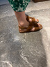 Bata無(wú)盡假日羅馬涼鞋女2025夏商場(chǎng)新款羊皮復(fù)古度假軟底涼鞋ARP27BL5 棕色 35 曬單實(shí)拍圖