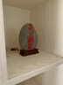 泰山老奶奶泰山石敢當(dāng)原石安鎮(zhèn)宅刻字陽(yáng)石客廳辦公室內(nèi)書房風(fēng)水靠山石頭擺件 泰山石--招財(cái)進(jìn)寶長(zhǎng)度20-25厘米 曬單實(shí)拍圖