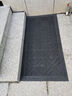奢帝室外地墊進(jìn)門(mén)墊酒店大門(mén)口入戶(hù)外拼接防滑腳墊臺階塑料防水防曬 三刷灰色（升級加密） 75*150CM（四周含邊+送安裝錘） 曬單實(shí)拍圖