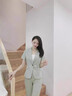皮爾卡丹（pierre cardin）粉色短袖西裝套裝女2025新款夏季氣質(zhì)職業(yè)裝小個(gè)子薄款小西服套裙 ZY2122豆綠西裝+豆綠裙 S 曬單實(shí)拍圖