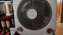 美的（Midea） 電風(fēng)扇 家用臺式小風(fēng)扇空氣循環(huán)扇轉(zhuǎn)頁扇辦公室桌面鴻運扇五葉輕音柔風(fēng)臥室宿舍節(jié)能省電臺扇 KYT25-22MW【10寸升級款】 桌面轉(zhuǎn)頁扇 曬單實拍圖