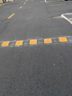 【現貨速發(fā)】公路減速帶道路緩沖帶橡膠家用門(mén)口馬路減震帶路面鑄鋼路障減速壟 橡膠人字形3CM厚+螺絲 曬單實(shí)拍圖