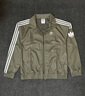 adidas情侶款復(fù)古風(fēng)梭織立領(lǐng)夾克外套男女阿迪達(dá)斯官方三葉草 巖層橄欖綠 M 曬單實(shí)拍圖