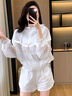上流匯2025夏季新款鹽系穿搭輕薄防曬衣套裝女運動(dòng)外套休閑短褲百搭兩件 白色(高品質(zhì)) XL (115-130斤拍) 曬單實(shí)拍圖