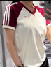 阿迪達斯 （adidas）女 三葉草系列 V NECK TEE 短袖T恤 KE6163 米色  S  曬單實拍圖