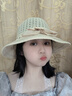 喜蘇萊夏天中老年人媽媽帽子薄款大檐遮陽(yáng)帽透氣涼盆帽奶奶防曬太陽(yáng)帽。 花朵時(shí)尚草帽【米黃】 均碼頭圍53-58cm【配防風(fēng)繩】 曬單實(shí)拍圖