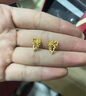 周六福（ZLF） 黃金耳釘女款足金玫瑰花蝴蝶鏤空耳飾夢幻森林系列 計價 一對-1.57g 曬單實拍圖