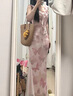 西兒一字肩荷葉邊吊帶連衣裙女夏季蝴蝶印花魚尾裙子純欲收腰包臀長(zhǎng)裙 粉色 M 曬單實(shí)拍圖
