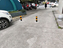 固鄉 鋼管警示柱路樁 加厚反光防撞柱固定隔離樁停車(chē)樁路障車(chē)位鎖可拆卸警示柱 【京倉直發(fā)】黑黃76cm活動(dòng)立柱（加厚款） 曬單實(shí)拍圖