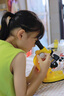 寶貝星新品兒童智能顯微鏡中小學(xué)生電子科學(xué)顯微鏡兒童款小實(shí)驗益智玩具 顯微鏡高級禮盒黃色 曬單實(shí)拍圖