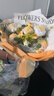 樂(lè)卡利 仿真花束成品生日禮物節(jié)日禮品捧花永生花手工diy編織假玫瑰拍照 針織花【成品 黃色花+禮袋+燈】 曬單實(shí)拍圖