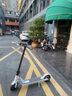 小米有品電動滑板車成人兩輪代步車小型便攜電瓶車迷你代駕折疊電動車鋰電 白色【APP控制】防爆胎續(xù)航約30-40里 曬單實拍圖